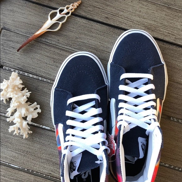 🌴🌼VANS- TIE- DYE HIGH TOPS🌼🌴 - Picture 4 of 10